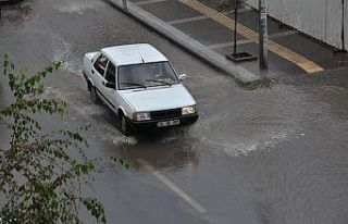 Kars’ta sağanak yağmur