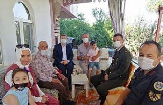 Kaymakam Çimşit’ten şehit ailelerine bayram ziyareti