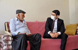 Kaymakam Dolaş’tan şehit ailelerine ziyaret