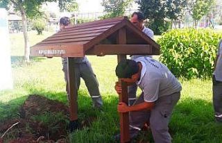 Kepez’den can dostlara ahşap, gölgelikli mama...