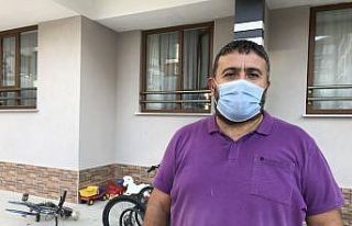 Kilidi kıramayınca tekerini bırakıp bisikleti...