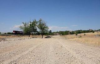 Kiltepe’de yeni yol açıyor