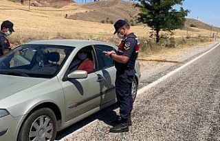Kırıkkale’de jandarmadan eş zamanlı Covid-19...