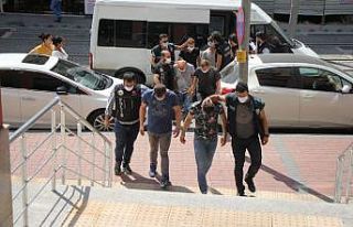 Kocaeli’de uyuşturucu satıcılarına operasyon:...