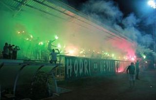Kocaelispor taraftarları yeni transferleri antrenmanda...
