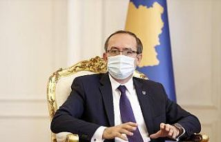 Kosova Başbakanı Hoti, korona virüse yakalandı