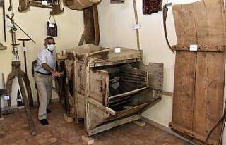 Köyün 200 yıllık tarihini oluşturdukları müzede...