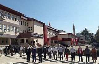 Kozan’da 30 Ağustos Zafer Bayramı sade törenle...