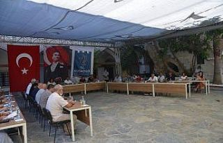 Kuşadası Belediyesi Ağustos ayı meclis toplantısı...