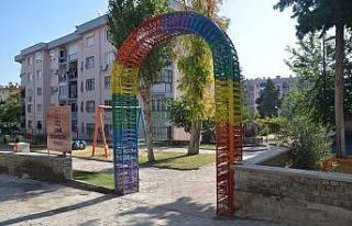 Kuşadası’ndaki bu parkta her şey geri dönüştürüldü