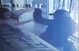 Kuyumcu soygunu güvenlik kamerasına böyle yansıdı