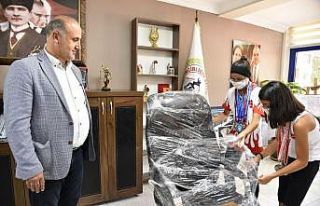 Makam koltuğu haczedilen başkana, Aydınlı sporculardan...
