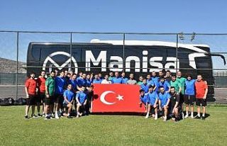 Manisa FK da 30 Ağustos Zafer Bayramı’nı kutladı