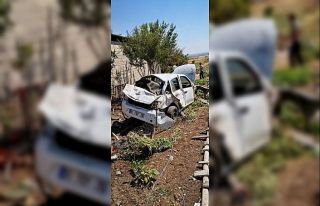 Mardin’de otomobil şarampole yuvarlandı: 1 yaralı