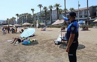 Marmaris zabıtasından tatilcilere İngilizce korona...