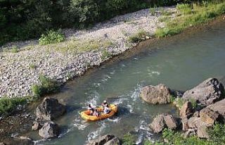 Melet Irmağı’nda rafting turu