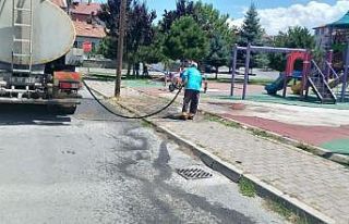 Melikgazi’de kurban kesim yerleri dezenfekte edildi