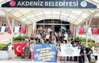 Mersin’de ’Anne-kız’ projesine katılanlar...