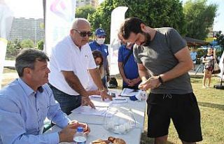 Mersin’de yazlık siteler arası plaj voleybol turnuvasının...