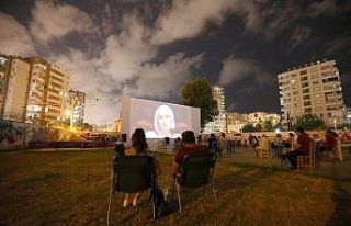 Mezitli’de yazlık sinema günleri başladı