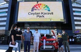 Mobilya aldı, girdiği çekilişle sıfır kilometre...