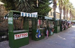 Modern ve estetik seyyar tezgahlar Kuşadası’na...