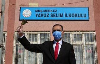 Muş’ta ilk ders zili çaldı