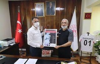 Nihat Söyler: “Gençliği spor salonlarına çekmeyi...