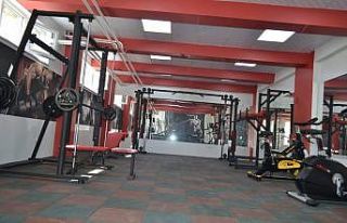Okulun kömür deposunu fitnes salonu yaptılar