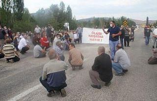 Ölümlü kazanın ardından mahalle sakinlerinden...
