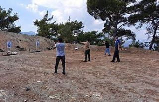 Ormanın koruyucusu kolluk görevlilerine silah eğitimi...