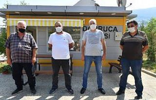 Osmangazi’de taksi duraklarını yenileniyor