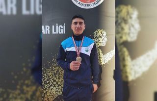 Osmangazili atletler hız kesmiyor