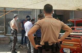 Pazarcılar arasındaki kavgaya bekçiler müdahale...