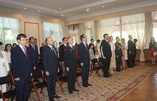 Pekin Büyükelçiliği’nde Zafer Bayramı kutlandı
