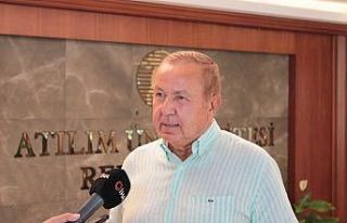 Prof. Dr. Cansızlar: “Altın kriz ve savaş gibi...