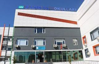 Radikal Okulları tam kadro ile yeni eğitim öğretim...