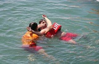 Rip akıntısının en büyük belirtisi sudaki değişim...