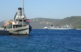 Rus savaş gemisi Çanakkale Boğazı’ndan geçti