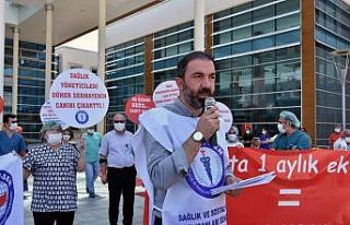 Sağlıkçılar "1 aylık ek ödemeler yarım...