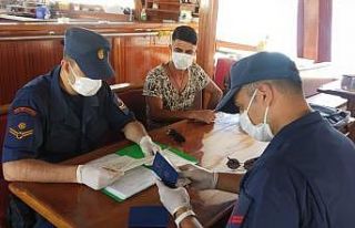 Sahil Güvenlik’ten gezi teknelerine maske ve sosyal...