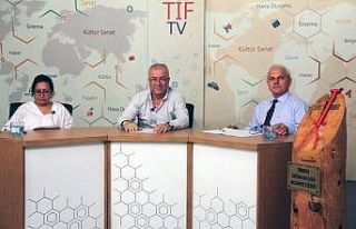 Savaştan kaçtı üniversitede fakülte birincisi...