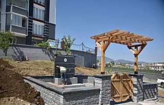 Şehit polis anısına çeşme