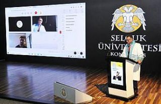 Selçuk Üniversitesi 45. yıl mezunlarını verdi