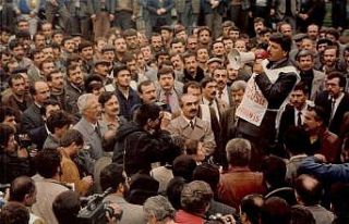 Şemzi Denizer mezarı başında anılacak