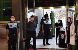 Serdivan’da salonlara korona virüs denetimi