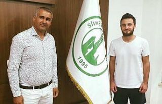 Sivas Belediyespor, Burak Aydın’ı transfer etti