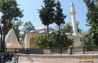 Tarihi Laal Paşa Camii için Mersin milletvekili...