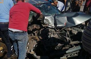 Tarsus’ta 2 ayrı kazada 5 kişi yaralandı