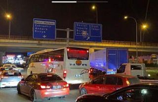 Tatil dönüşünü son saatlere bırakanlar uzun...